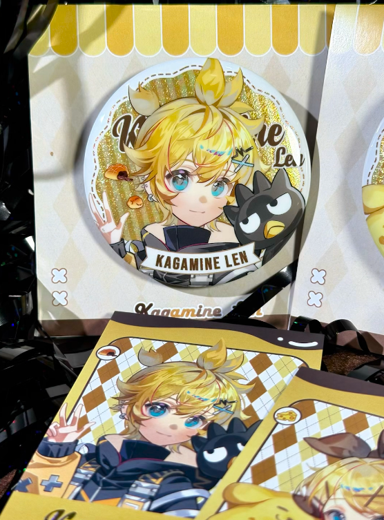 Kagamine Rin & Len – “Pudding Series” Badge & Polaroid